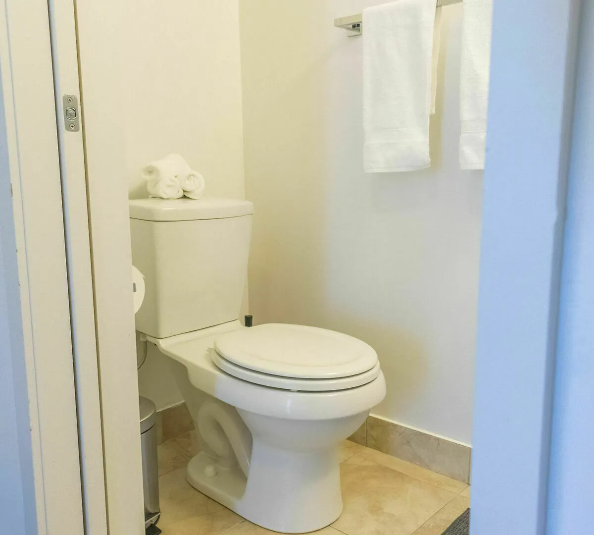 Aoc Suites - High-Rise Condo - Cn Tower View Τορόντο Ξενοδοχείο